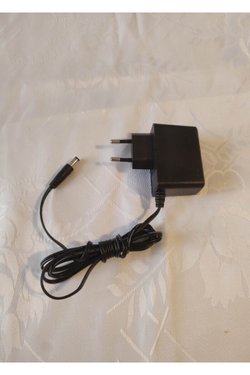 SKY120100E00P 12V 1A YS-SKY120100E00P 5.5x2.5mm Adaptör